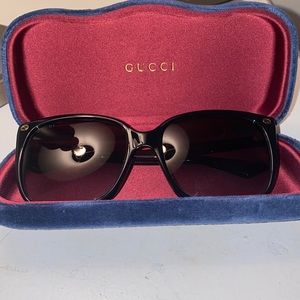 Gucci black/gray sunglasses